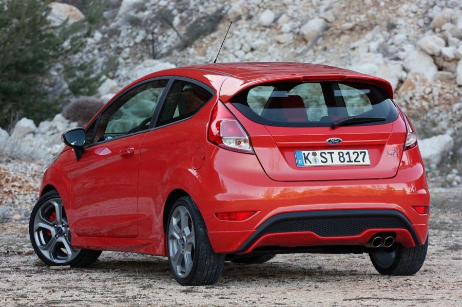  Ford Fiesta ST 2014 года  (фото 29 из 66)